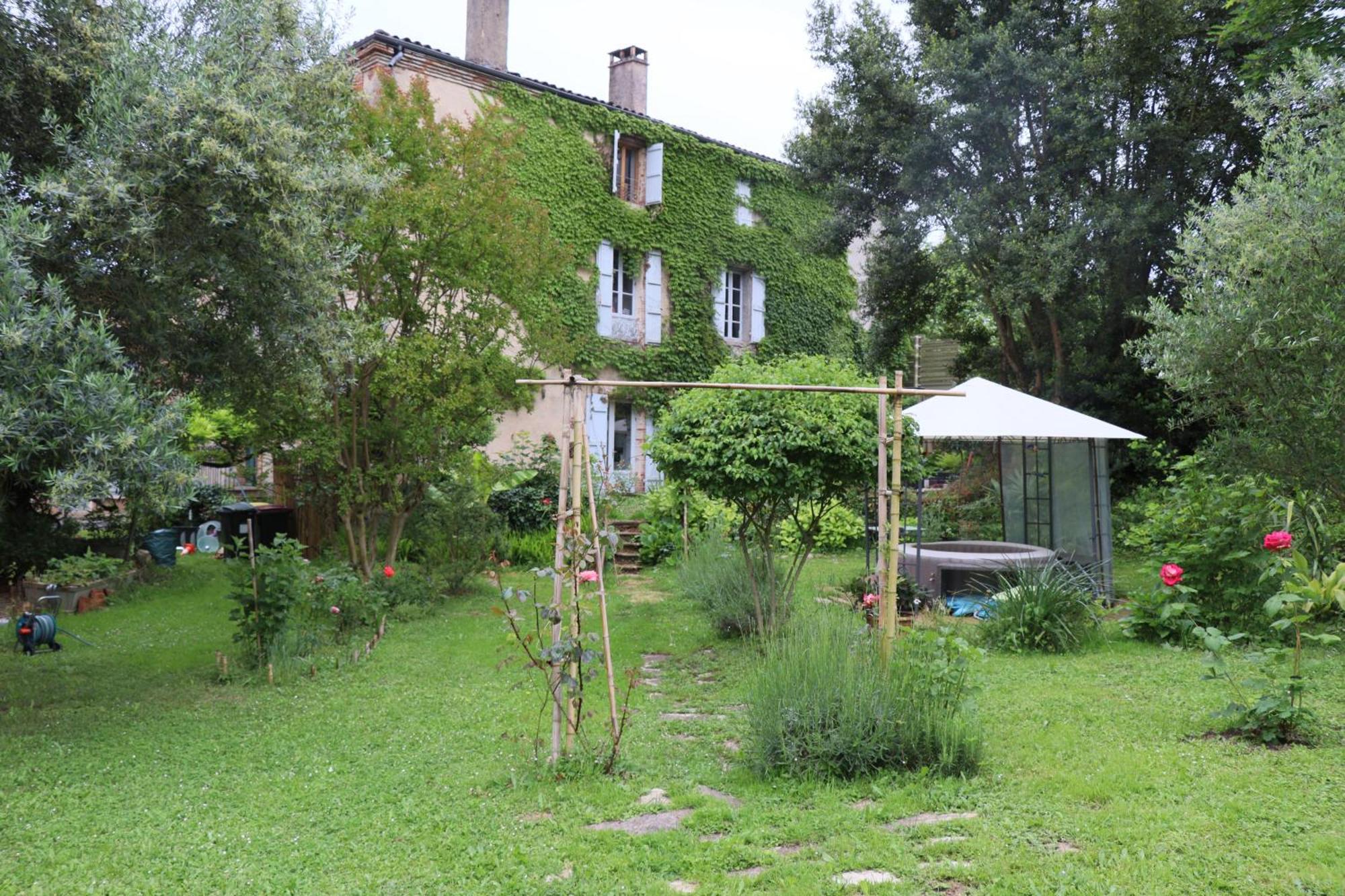 Au Jardin Acomodação com café da manhã Moissac Exterior foto